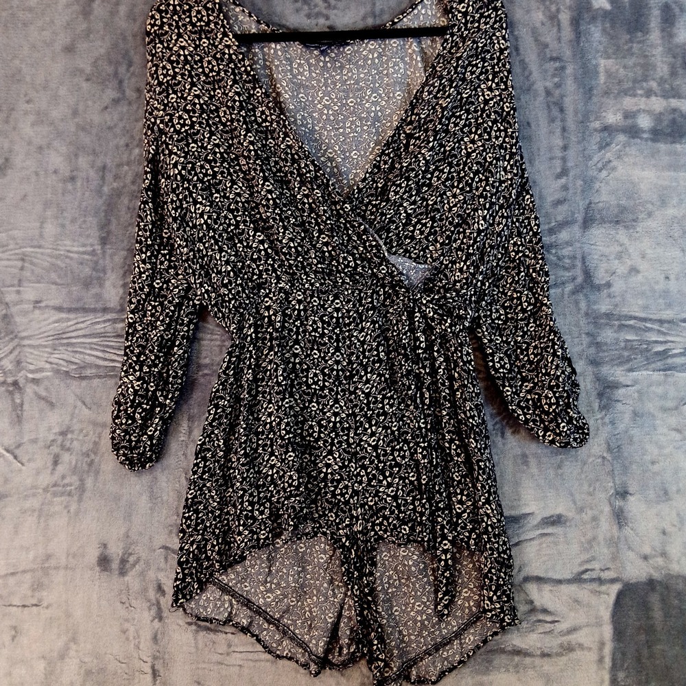 American Eagle Romper Womens Small Floral Long Sleeve Boho Playsuit Jumpsuit